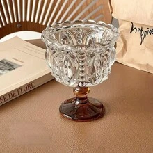 Un porte-gobelet à dessert en cristal rétro de luxe léger, un contenant de vaisselle de maison multi-couleur pour glace haut de gamme, une vaisselle à dessert de restaurant hautement attrayante pour café, un verre à boisson pour le rassemblement familial et l'après-midi du thé, un ensemble de vaisselle européen sculpté comme cadeau