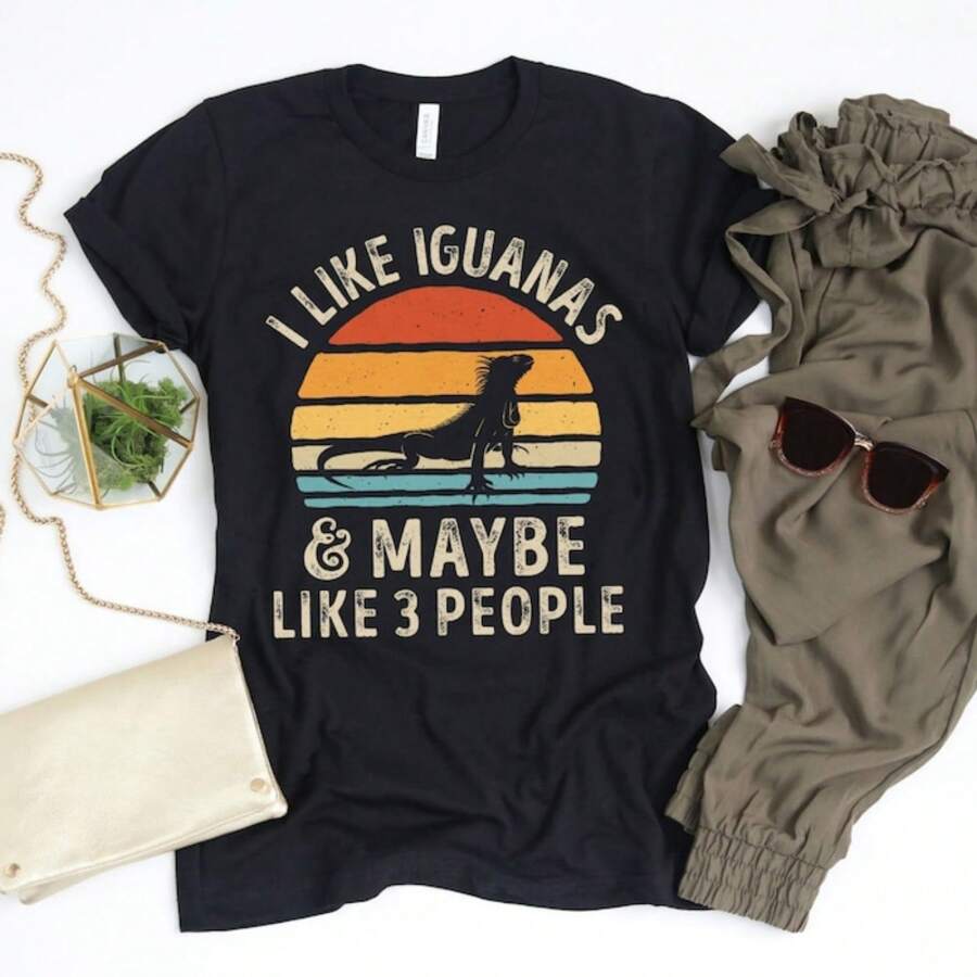 I Like Iguanas And Maybe 3 People Sunset T Shirt, Iguana T Shirt, Iguana Gifts, Retro Vintage T Shirts, Animal Lover Gift - Black - View 1