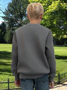 Boys Sweatshirts With Dropped Shoulders, And Personalized Basketball Player Silhouettes And Slogans Printed, Curve Oversize Sweatshirts For Casual And Versatile Autumn And Winter Thick Fabrics For Warmth And Fleece Lining Round Neck Sweatshirts For Loose Street Style And Long Sleeves Suitable For Cold Weather Clothing With Cotton Children's Clothing Plus Fleece For Comfort