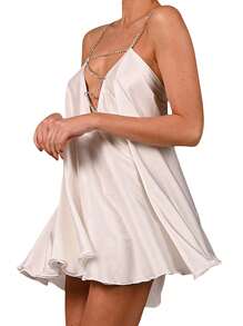Vestido corto informal de mujer con tirantes de cadena, de color liso, con escote en V y corte en A. - Blanco - Ver 2