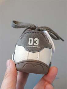 儿童运动鞋2025春季新款透气女童休闲白鞋软底男童鞋幼儿防滑训练鞋