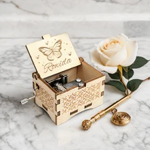 1 Pc, Custom Melody Music Box, You Are My Sunshine, Personalized Music Box, Custom Metal Melody Mechanism, Classical Carved Music Box, Music Theme Box, Gift For Friends, Valentine's Day For Close Friends, Friend Gift