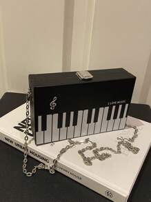 1 pièce Nouveau sac bandoulière mini stylé à imprimé piano, thème musical de fête. Sac à épaule carré avec motif de clavier de piano. Boucle et bandoulière en métal. Convient pour les fêtes musicales et en cadeau pour femmes. Boîte rigide peut ranger un téléphone