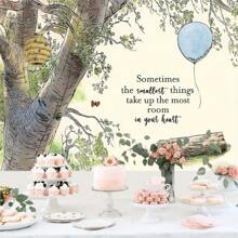 Uroczy motyw Misia i Pszczoły Tło Urodzinowe - Wielofunkcyjne Tło Dekoracji Fotobudki Z Czerwonymi Balonami I Drewnianym Banerem, Odpowiednie Na Wszystkie Pory Roku, Dekoracja Urodzinowa Motyw Misia