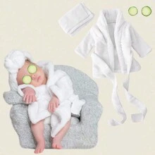 Set da 5 pezzi di accessori per fotografia neonato: accappatoi da bagno, asciugamani, ciabatte per bimbe, complementi decorativi a forma di cetriolo, idee regalo per festa di nascità e Pasqua per neonati e bambini