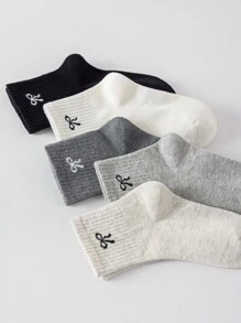 5 Pairs Of Children's Socks, Solid Color Bow Pattern Girls Four Seasons Cute Casual Simple Daily Travel Can Wear Children's Mid-Tube Socks.