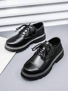Scarpe da loafer oversize 2025 per uomo, stile britannico, in pelle artificiale da business