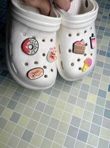 2025 Summer New Fashion Lightweight Women Hollow Cake & Ice Cream Cartoon Designed Breathable Sandals, With Removable Flower Decor, DIY Combination Beach Slippers (Size Runs Small, Please Order 1 Or 2 Size Up)