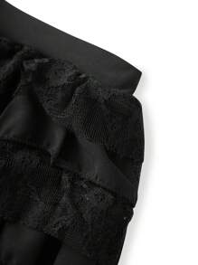 Women Ruffle Lace Shorts Bloomers Summer Casual Layered Tiered Pleated Slim Fit Floral Lace Trim Shorts - màu đen - Xem 9