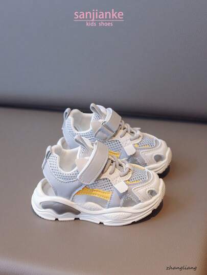 Sandálias Respiráveis de Tela com Bottom Antiderrapante e Macio para Crianças, Sandálias Esportivas para Meninos e Meninas Adequadas para Verão, Praia, Uso Casual Diário, Versátil