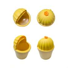 Set 2 MINI Botes de basura de escritorio compacto con diseño moderno y funcional, tapa abatible tipo cúpula con detalle floral decorativo, colores pastel elegantes, medidas ideales para espacios pequeños de 21 x 14.5 cm, perfecto para oficinas, dormitorios, baños y escritorios; fabricado en plástico duradero, fácil de limpiar y de usar, disponible en diferentes tonalidades (amarillo, verde, gris y rosa) para combinar con cualquier estilo de decoración, solución práctica y estética para la organización y eliminación de residuos en cualquier ambiente. - Multicolor - Ver 4