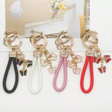 TTOBS 1pc Elegant Leather Key Chain With Lovely Flower Pendant - Durable, Fashionable And Multifunctional Keychain For Women - Variety Of Colors, Perfect Accessory And Gifting Idea For Car Owners