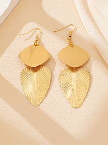 1 对时尚女士金属耳环，个性化百搭，适合所有场合