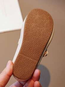 1Pair Girls Leather Shoes Solid Color Kids Shoes Soft Bottom Baby Girl Shoe For Spring Autumn