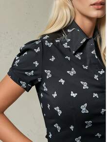 Cămașă neagră de damă elegantă cu imprimeu fluture – cu mânecă scurtă, slim fit - Negru - Vizualizare 3