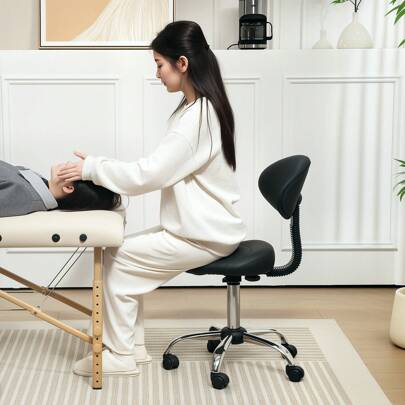 HOMCOM Sgabello con ruote e schienale regolabile in altezza, sgabello girevole a 360°  per estetiste, sedia a sella per trucco, salone e acconciatura, colore nero