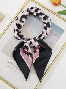 1pc Minimalist Printed 70cm Small Square Bandana, Versatile For Women As Waistband, Hair Head Scarf, Neckerchief, Fashion Accessory