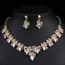 Set de 3 piezas de juego de joyería para mujer: collar, aretes, accesorios de cena de boda de lujo con diamantes de imitación brillantes