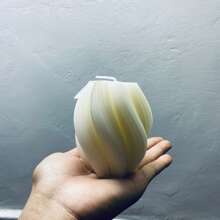 1pc Miniature Candles The Size Of A Palm Modern Ribbed Candle Set Large Soy Wax Scented Ribbed Pillar Candles Rotating Geometric Decorative Candles Suitable For Home Decor Swirl Art Candles Living Room Bathroom (White) Gifts Birthday Graduation