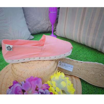 Alpargata Rosa em solado de corda natural Leve e Confortável