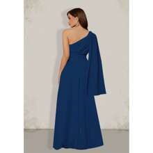 Vestido de Fiesta Elegante Escote Asimétrico Hombro Descubierto con Apertura en Pierna Corte Princesa para boda cena graduación eventos formales Modelo Jade Marca Dulccinea - Azul Marino - Ver 2