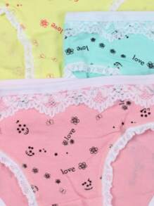 Set Of 4 Cotton Panties, Bow And Heart Design With Lace On The Edges, Multicoloured, Soft And Comfortable.