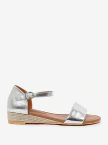 Where’s That From ELEANOR WIDE FIT LOW WEDGE SHOES WITH ADJUSTABLE ANKLE STRAP - 銀色金屬 - 查看 2