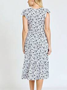Boho Retro Ditsy Floral Flutter Puff Sleeve Square Neck Tiered Ruffle Tea Midi Length Classic Bridgerton Dress - Black and White - View 4