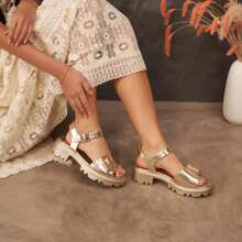 Sandalias con hebillas de detalle metálico - Dorado - Ver 2