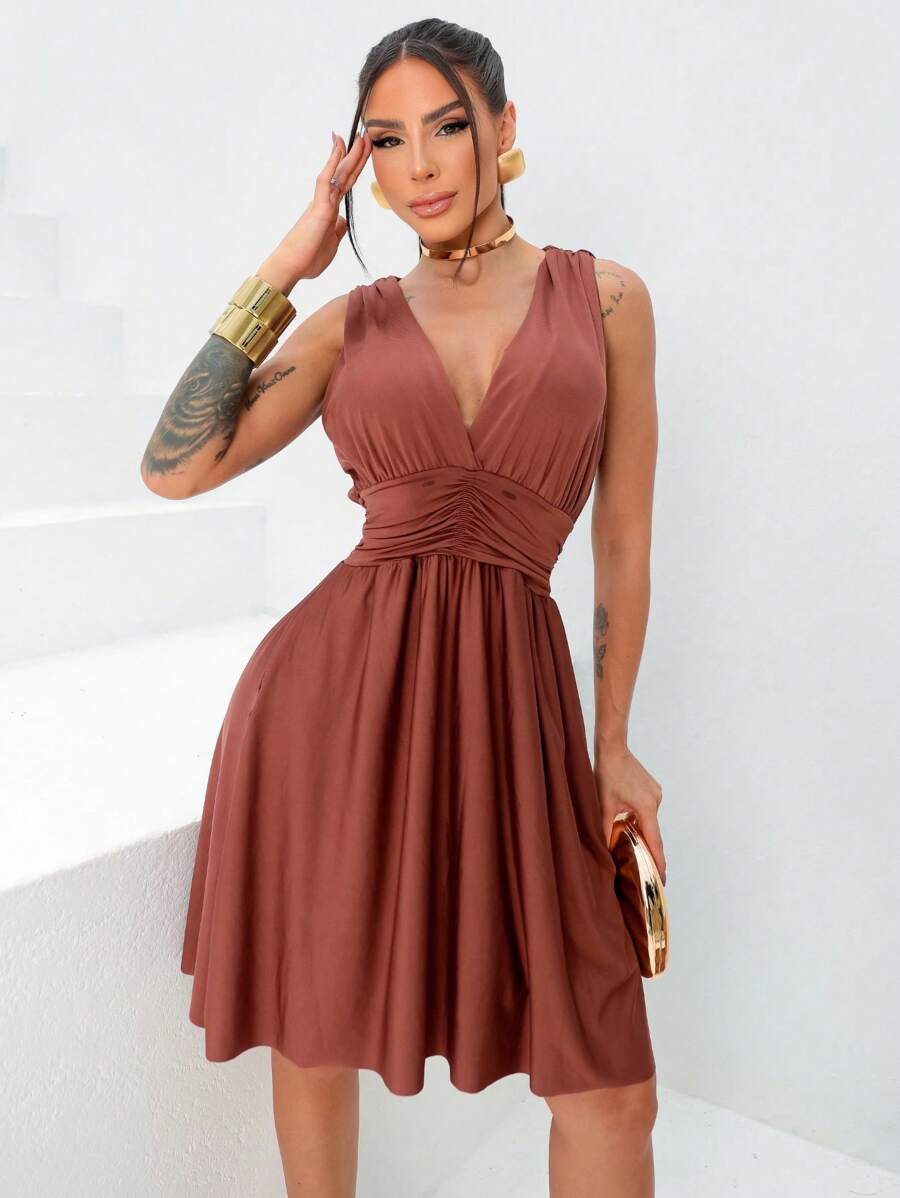 Vestido Feminino Curto Casamento Festa / Decote V Premium / Vestido Elegante Casual Sensual / Vestido Madrinha / Vestido Formatura / Vestido Noivado - Marrom - Visão 1