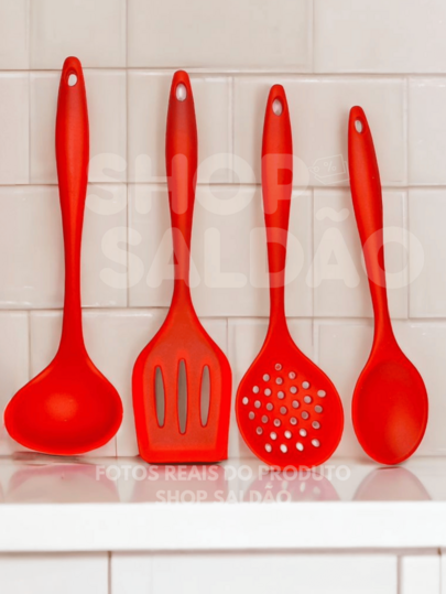 Kit 4 Peças Utensílios para Cozinha de Silicone Escumadeira Concha Espátula Vazada Colher de Arroz Kit Vermelho ou Preto