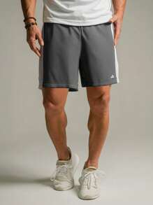Shorts Dryfit Bermuda Masculina Esportivo Para Corrida e Academia listrado Street Fitness Futebol Anti Suor Anti Odor - Cinza - Visão 2