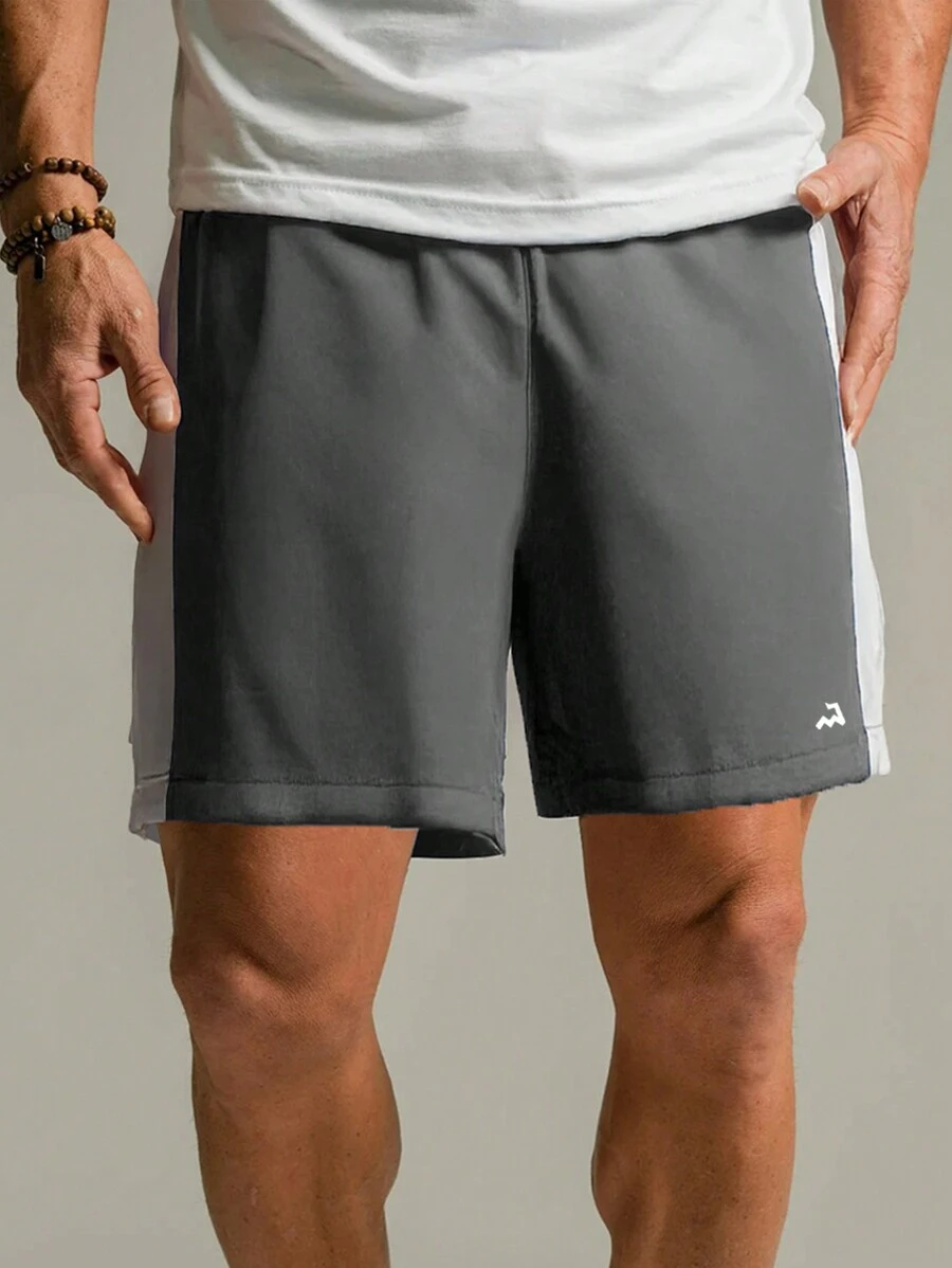 Shorts Dryfit Bermuda Masculina Esportivo Para Corrida e Academia listrado Street Fitness Futebol Anti Suor Anti Odor - Cinza - Visão 1