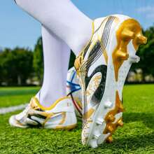 Lightweight Breathable Shock-Absorbing Classic Minimalist Football/Soccer Training Shoes For Student Outdoor Sports