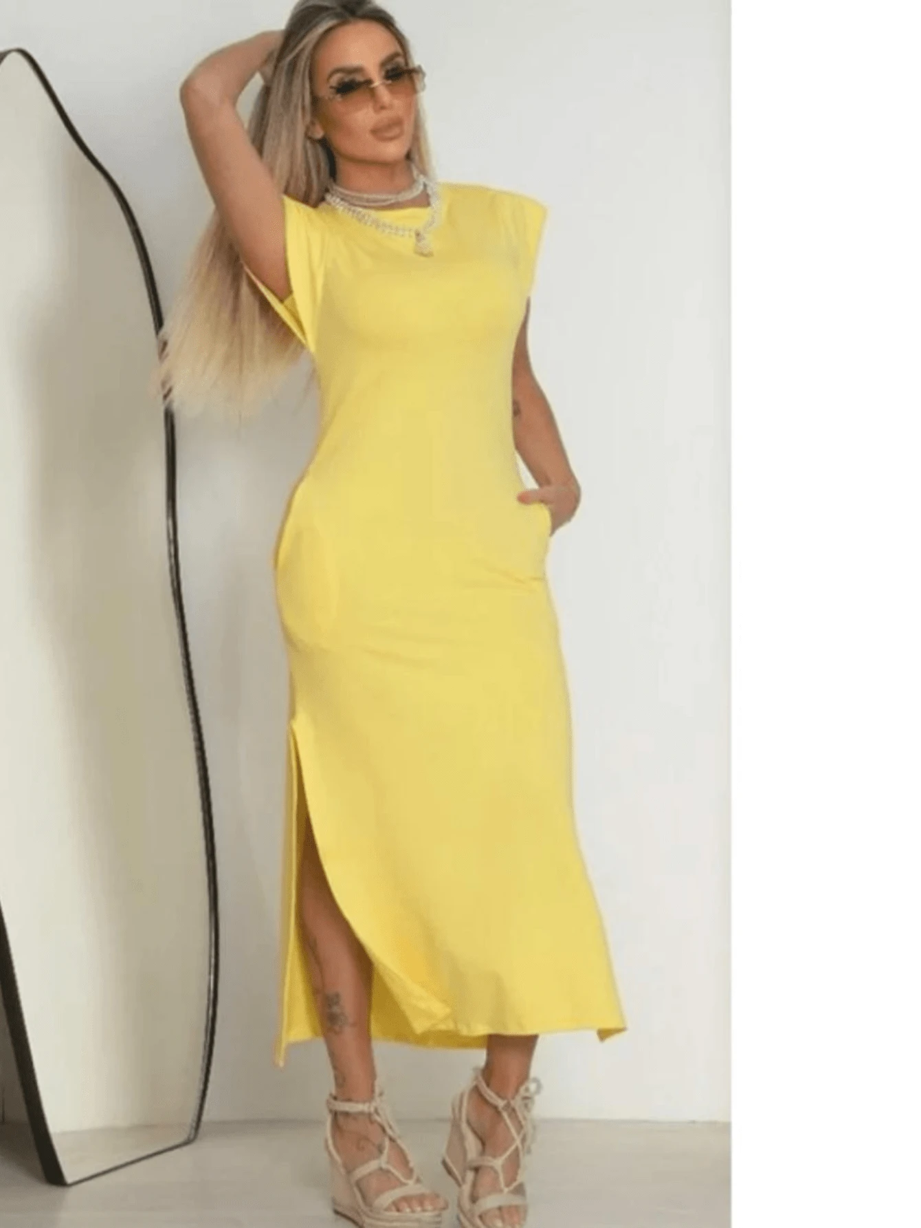 Long, Loose, Elegant, Casual Dress With Pockets In Sweatshirt Fabric With Fashionable Sleeves. - Kuning - View 1