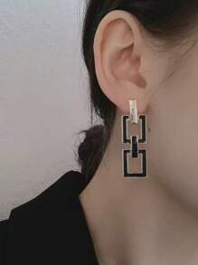 1 对经典欧美时尚镂空方形耳环，时尚拼色吊坠耳环，个性魅力珠宝，适合女性，秋冬 - 金色 - 查看 14