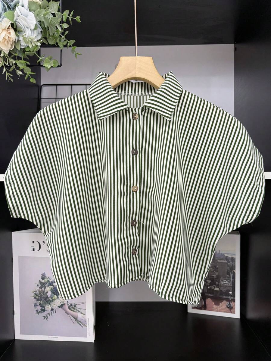 ELLIE Casual Striped Print Loose Cropped Shirt - 綠色 - 查看 1