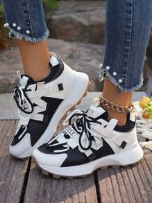 1 Par de Tênis Casuais da Moda Femininos, Versátil e Esportivo, Veste 1 Número a Menos, Primavera/Outono