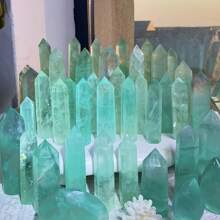 1pc Random Transparent Ocean Blue Crystal Tower Column, Bohemian Style High-Quality Crystal Home Desktop Decor, Holiday Gift (Christmas - Mint Green - View 15