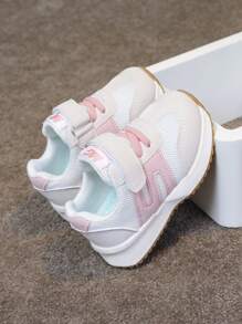 A Pair Of Unisex Children's Soft Soled Sports Shoes For Spring And Autumn 2024, New Casual Sneakers For Girls, Versatile White Shoes For Students