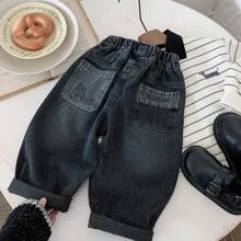 男童 2025 年春季新款黑色休闲刺绣胡萝卜牛仔裤，百搭时尚长裤