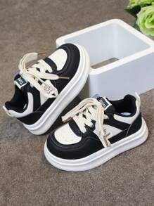 2024年秋季新款幼儿滑板鞋，适合1-3岁（6岁）儿童。熊猫图案女童鞋和白色儿童鞋。 - 黑色 - 查看 3