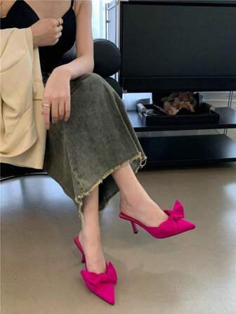 2025 新款尖头高跟凉鞋，带蝴蝶结装饰，紫红色夏季细高跟鞋，适合派对和情人节礼物