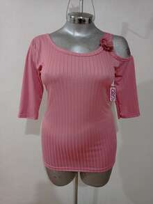 BEAUTIFUL PLUS SIZE BLOUSE WITH FLOWER ON THE SHOULDER - Pink - View 2