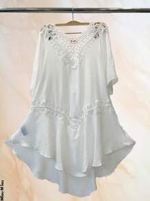 Beach Cover Up For Women. Sexy And Casual, With Crochet Details, Very Soft, Light And Comfortable Fabric, Made Of Polyester And Elastane, "V" Neck And Sleeveless, Elegant Drawstring Closure, Suitable For Summer Seasons And Days At The Beach Or Pool. - 白色 - 查看 2