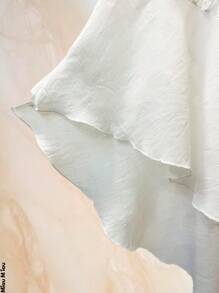 Beach Cover Up For Women. Sexy And Casual, With Crochet Details, Very Soft, Light And Comfortable Fabric, Made Of Polyester And Elastane, "V" Neck And Sleeveless, Elegant Drawstring Closure, Suitable For Summer Seasons And Days At The Beach Or Pool. - 白色 - 查看 6