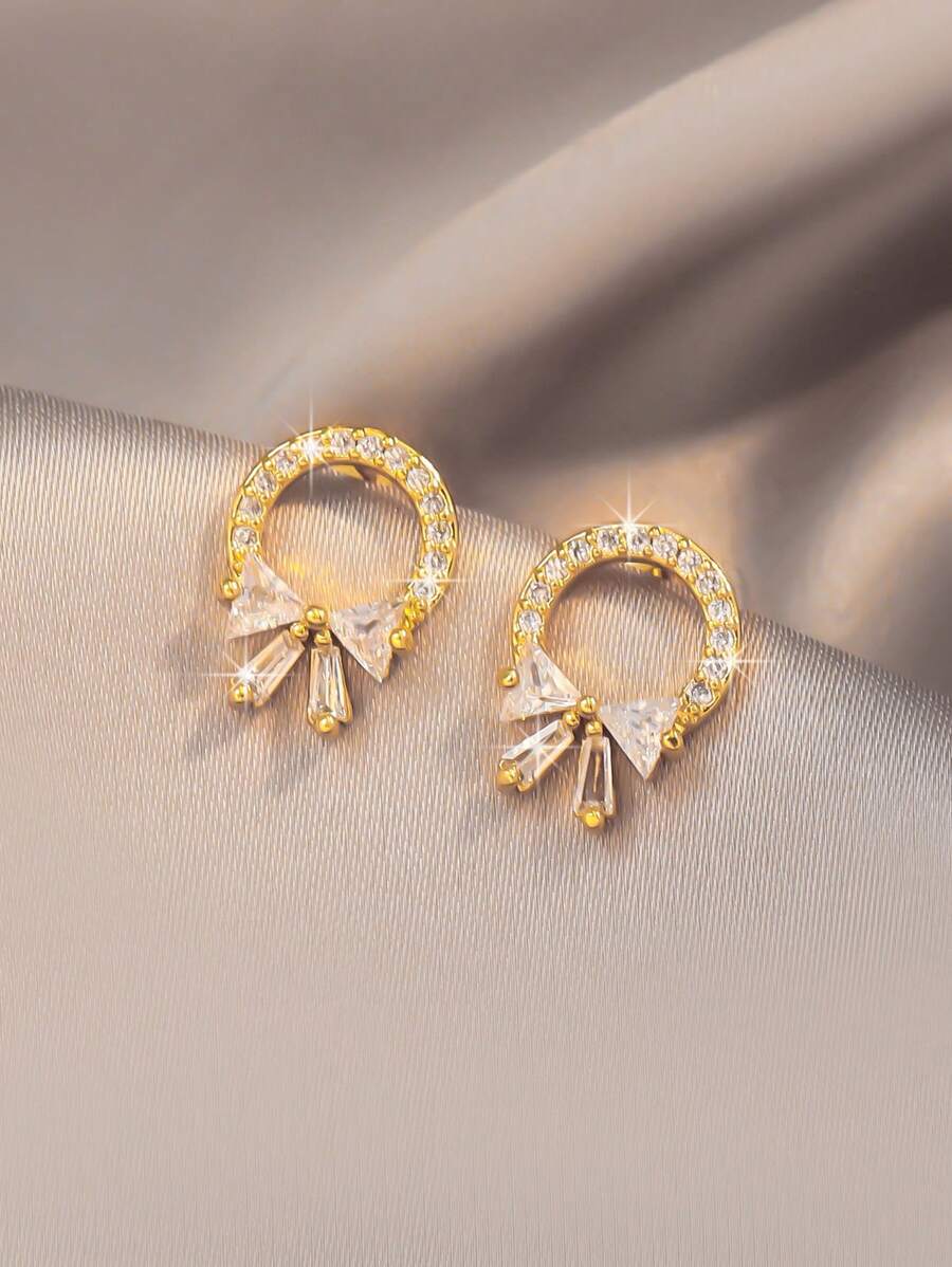 1 Pair Women's Copper Stud Earrings, Crystal Bowknot Circle With Micro , Fashion & Elegant