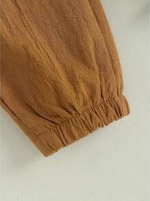 Pantalones deportivos casuales para bebés varones de 6 meses a 4 años, pantalones cargo con botones y cordón de color sólido con bolsillos, ropa para niños pequeños - Marrón oscuro - Ver 5