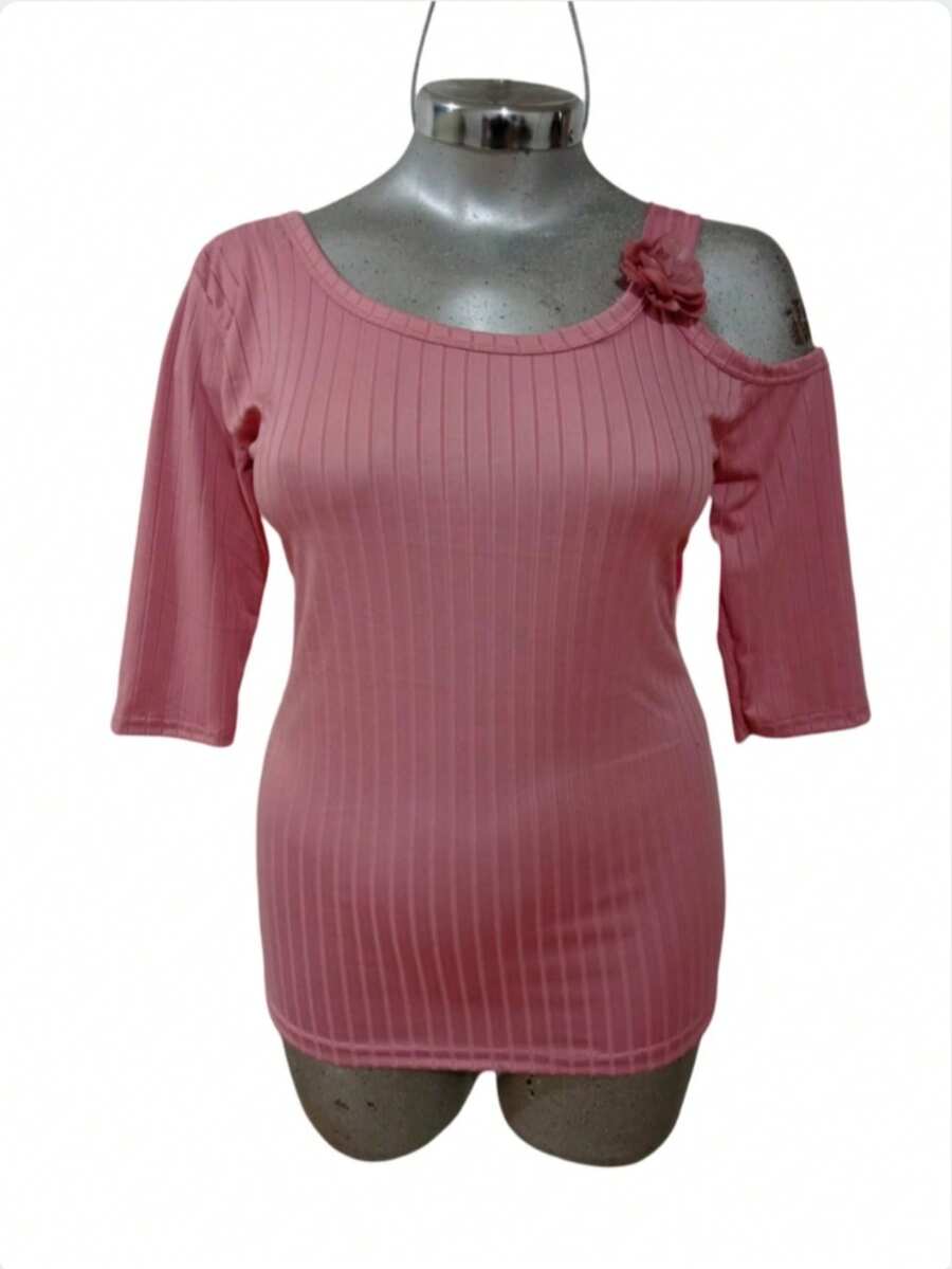 BEAUTIFUL PLUS SIZE BLOUSE WITH FLOWER ON THE SHOULDER - Pink - View 1