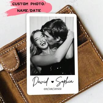 1/2 stuks gepersonaliseerde zwart-wit foto portemonneekaart, gepersonaliseerde Valentijnsdagcadeaus voor hem, PVC-materiaal, fotokaart voor koppels, gepersonaliseerde portemonnee-insteekkaart, gegraveerd met foto, kleurrijk, schattig, schattig, grappig, kawaii, Y2K, stijlvol, unisex, casual, gepersonaliseerd, uniek, aangepast, ideale cadeaus voor hem, ideale cadeaus voor haar, haar, vriend, vriendin, familie, vrienden, schoolspullen, terug naar school, schoolcadeau, voor kantoor, voor school, voor klaslokaal, cadeaus voor leraren, voor de universiteit, voor collega's, voor slaapzalen, voor leraren, voor jongens en meisjes, voor tieners, middelbare scholieren, middelbare scholieren, hogere middelbare scholieren, studenten, universiteitsstudenten, eerstejaars, tweedejaars, eerstejaars
